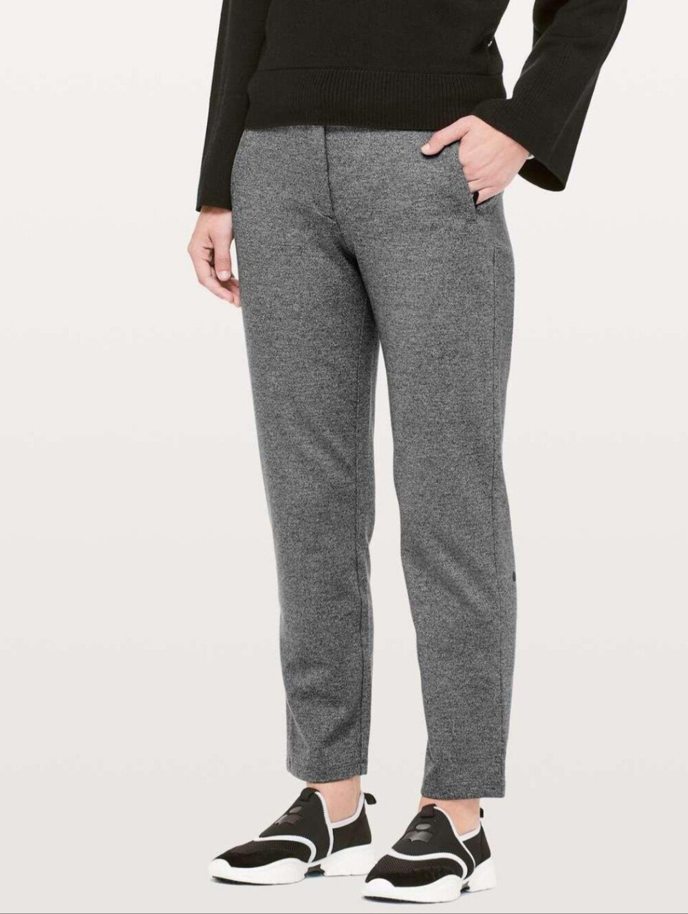 Lululemon Women's Gray Stretch Travel Pants Size 12 Tapered Pockets Casual